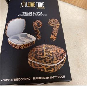 XTREME TIME WIRELESS EARBUDS LEOPARD PRINT BRAND NEW